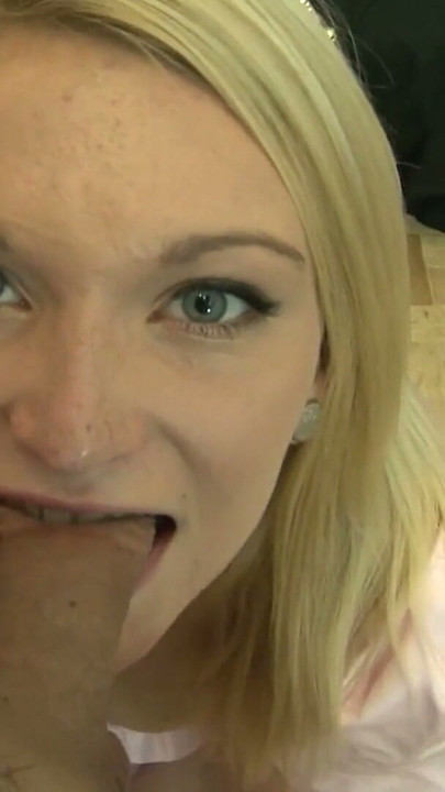 Teen slut wants to be daddy's princess, fucks like a whore! | Clip 1