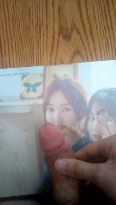 Gfriend yuju a eunha vzdávají hold