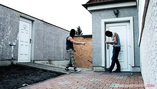 Милфам нравится грубо - Mea Melone и Mila Milan