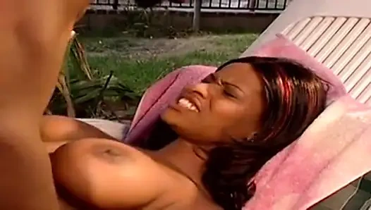 Black couple big ass fucking pussy licking in the garden