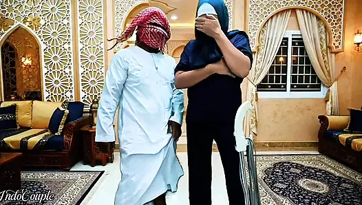 Muslim Hijab Enak bos Perawan Bandung pengen aku nyepong kontol kecil pembantu rumah tangga di Saudi