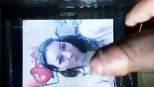 Nely'ye boşalıyor