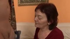Vovó tesuda com mais de 60 anos com buceta gostosa