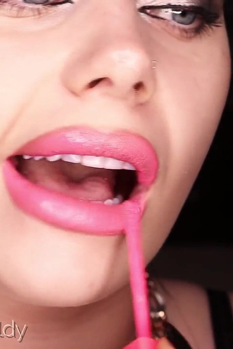3 lipstick = 3 JOI = 3 cum countdown