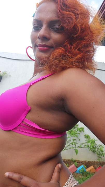 Pinky BB Nilmini Sheron Short Normal