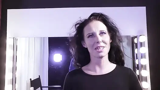 Milf in search of pleasure - (full movie)