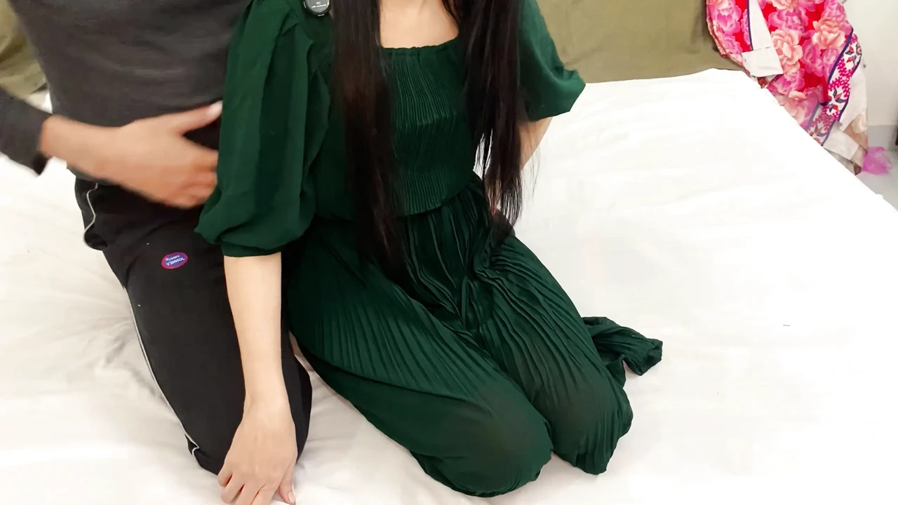 巴基斯坦女郎 Begum 的重口味阴户性爱完整视频