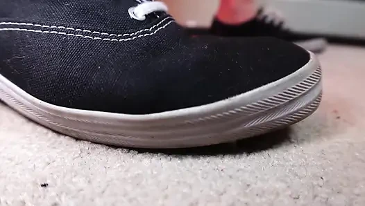 Fetish kaki femdom pria mungil raksasa fetish kaki 1080p