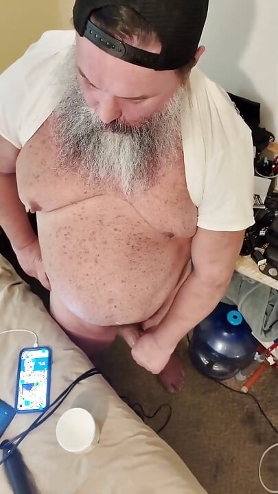 Bear Stepdaddy Cock