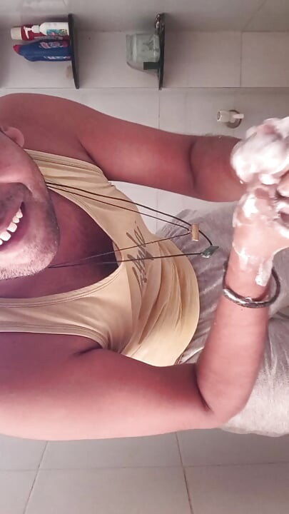 Indian boy name Ismaatdeva giving her fans to Silent jerk with funny handpee