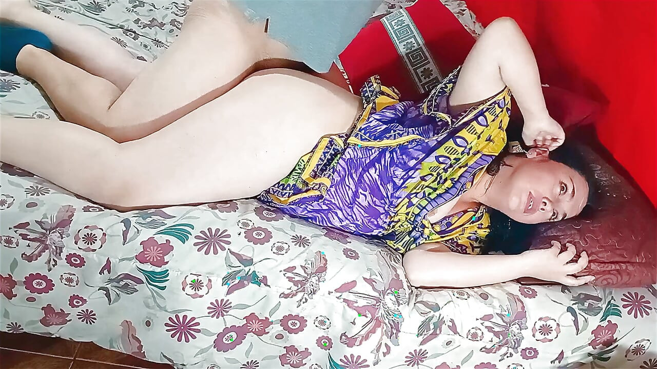 Ghar Par Stepmother Akeli, Maine Chance Li - stepmother alone at home I seized the opportunity