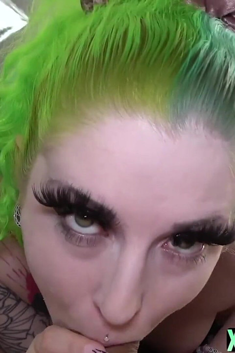 Klobige amateurin wird für den job ficken, anal-creampie