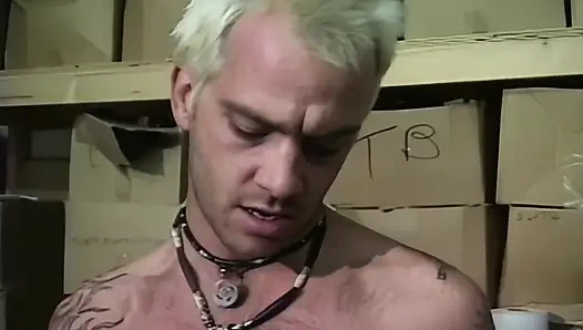 Büyük sert yarak ve istekli sürtükler