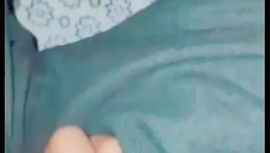 Sikişmeye hazırsan, bırak saçımı temizleyeyim.