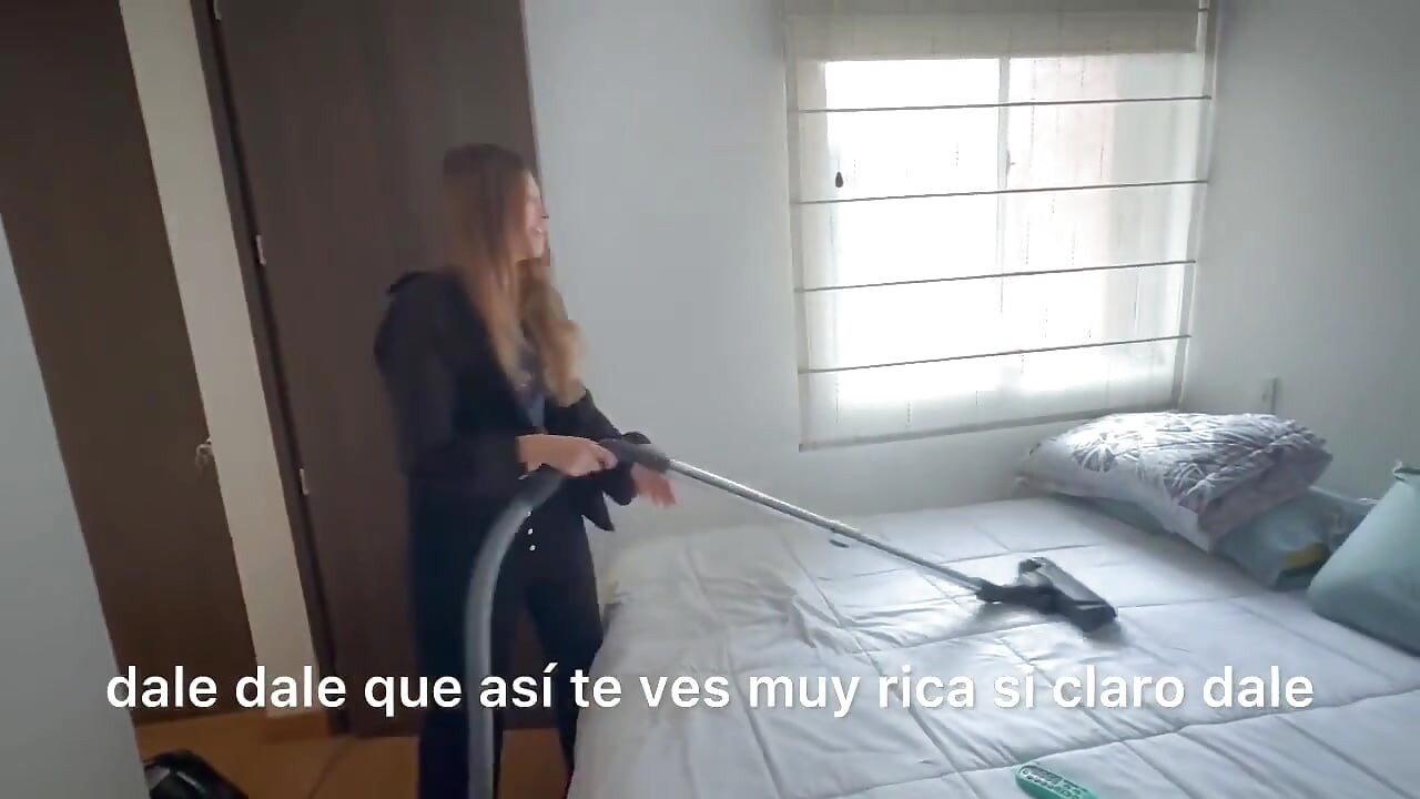تنظيف فتاة صنم في تجميع