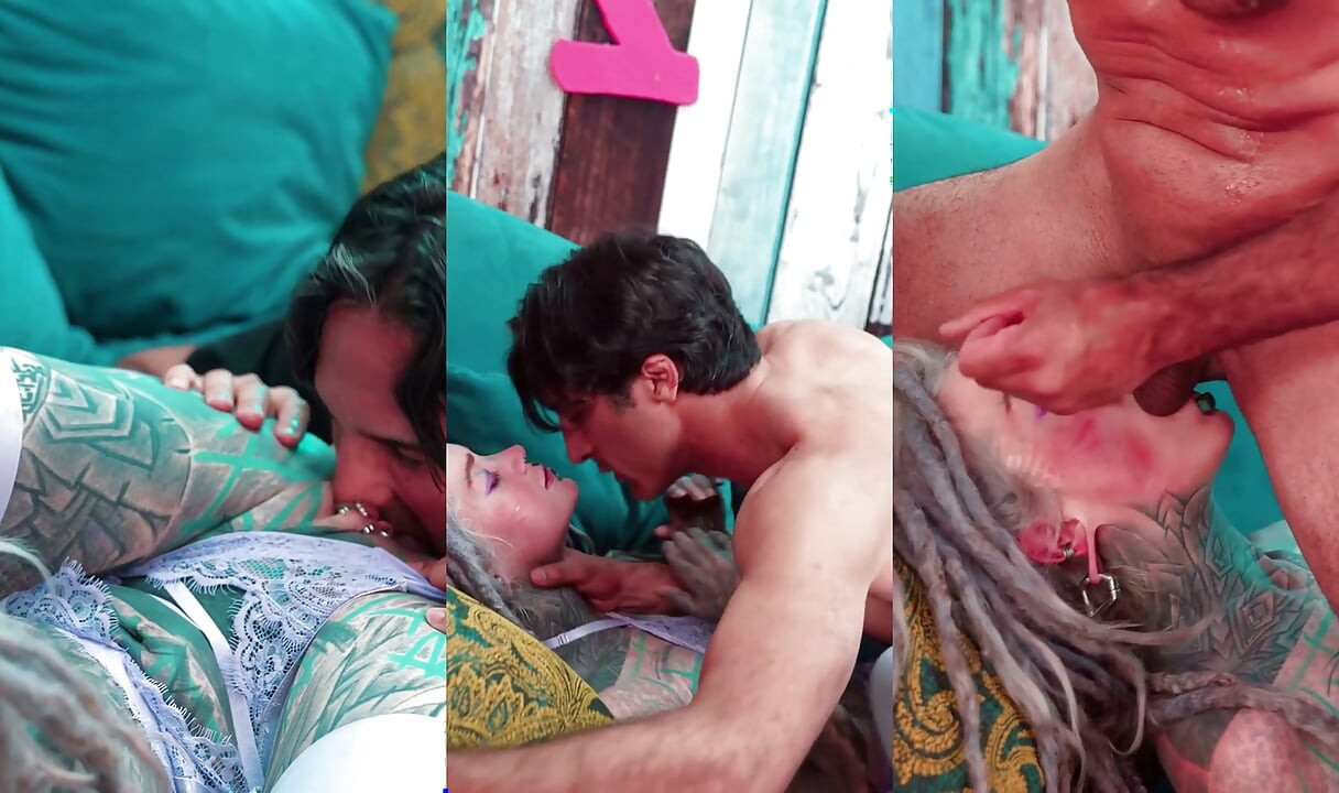 ইন্টারভিউ শেষ হয় হার্ড ফাক ও ক্রিমপাই দিয়ে অল্ট ট্যাটু গার্লের জন্য