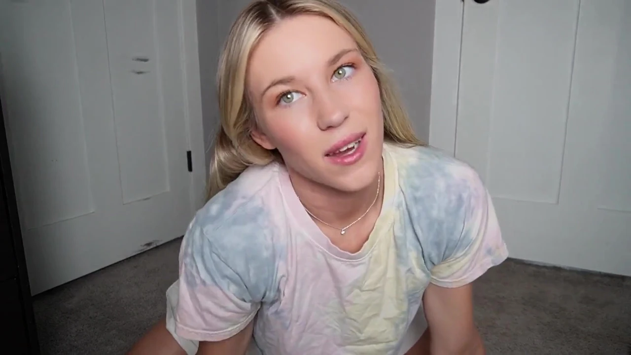 Little Step-brother Wants to Fuck Me