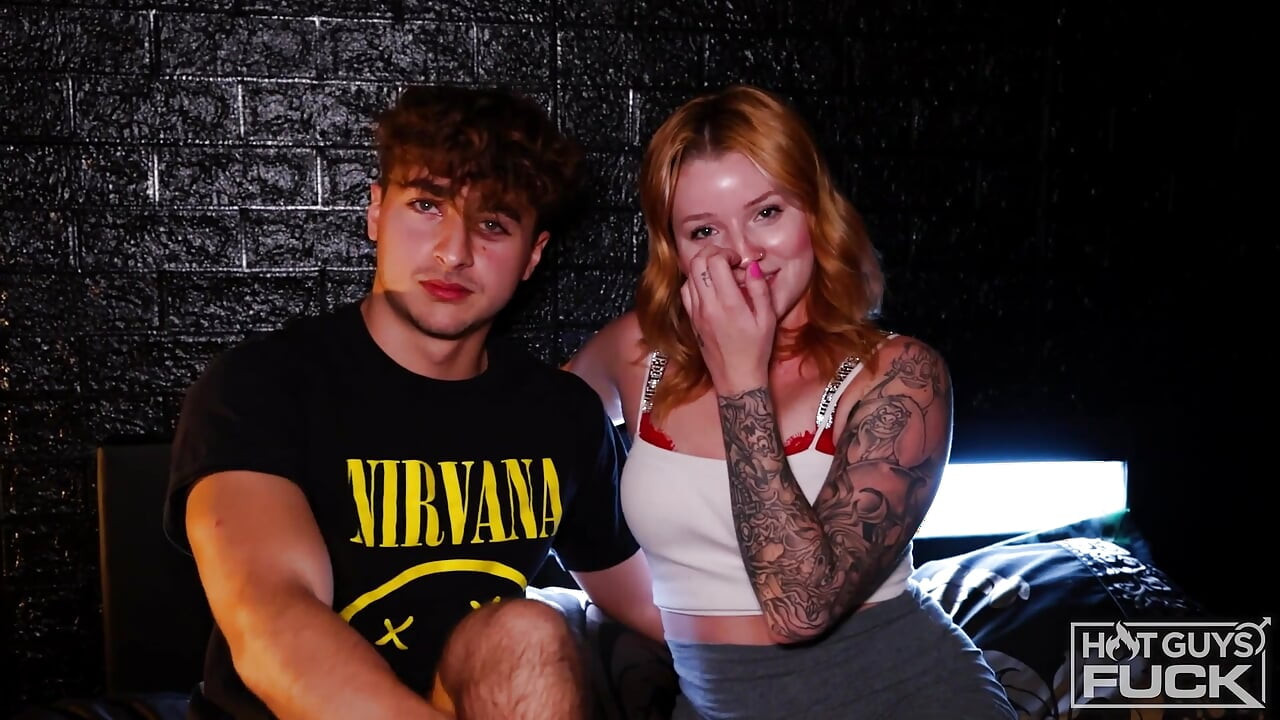 Tatted Baddie Fucks After Club