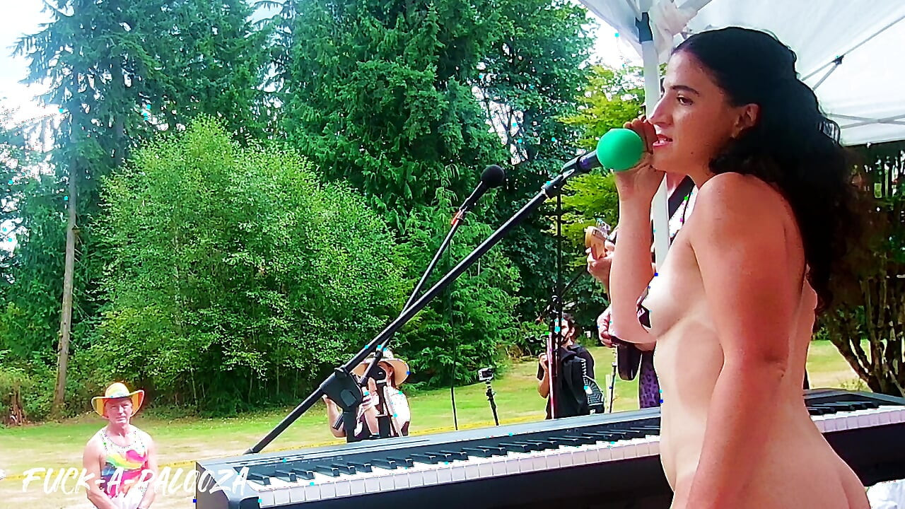 ファック・ア・パルーザ 2025:ポリトピア - クリフ・メディア・プロダクションズ