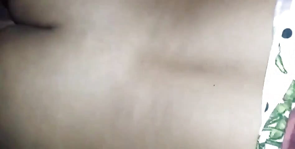 厌倦了我的妻子, 我在街上寻找这个妓女, 我邀请她到我家, 我在我的妻子工作的时候操了她