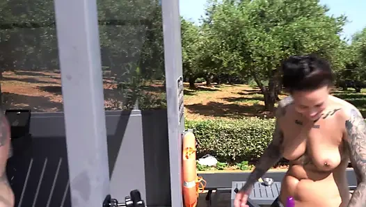 Nggak pernah muncrat sebelumnya