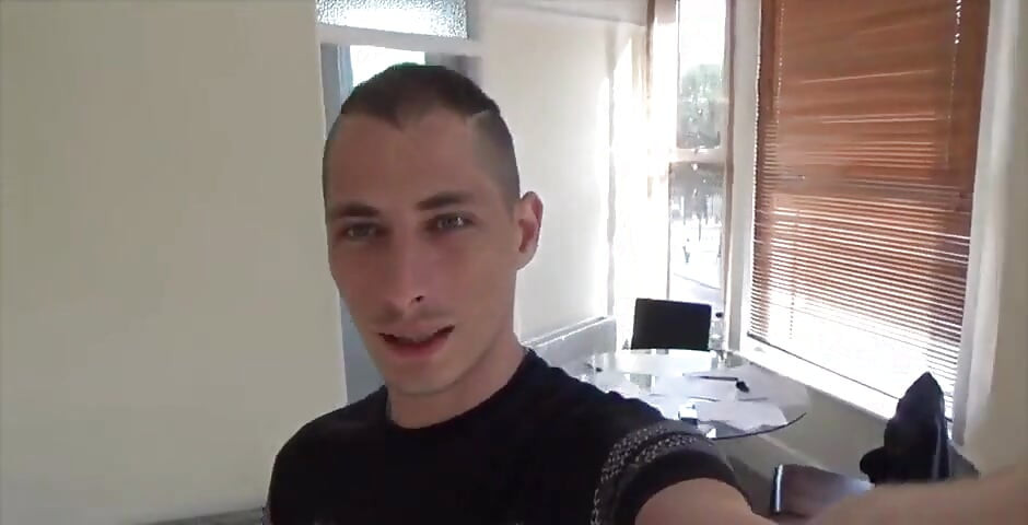 2556 イケメンカルロスファーマはポルノスターマクセンスエンジェルによって生で使用