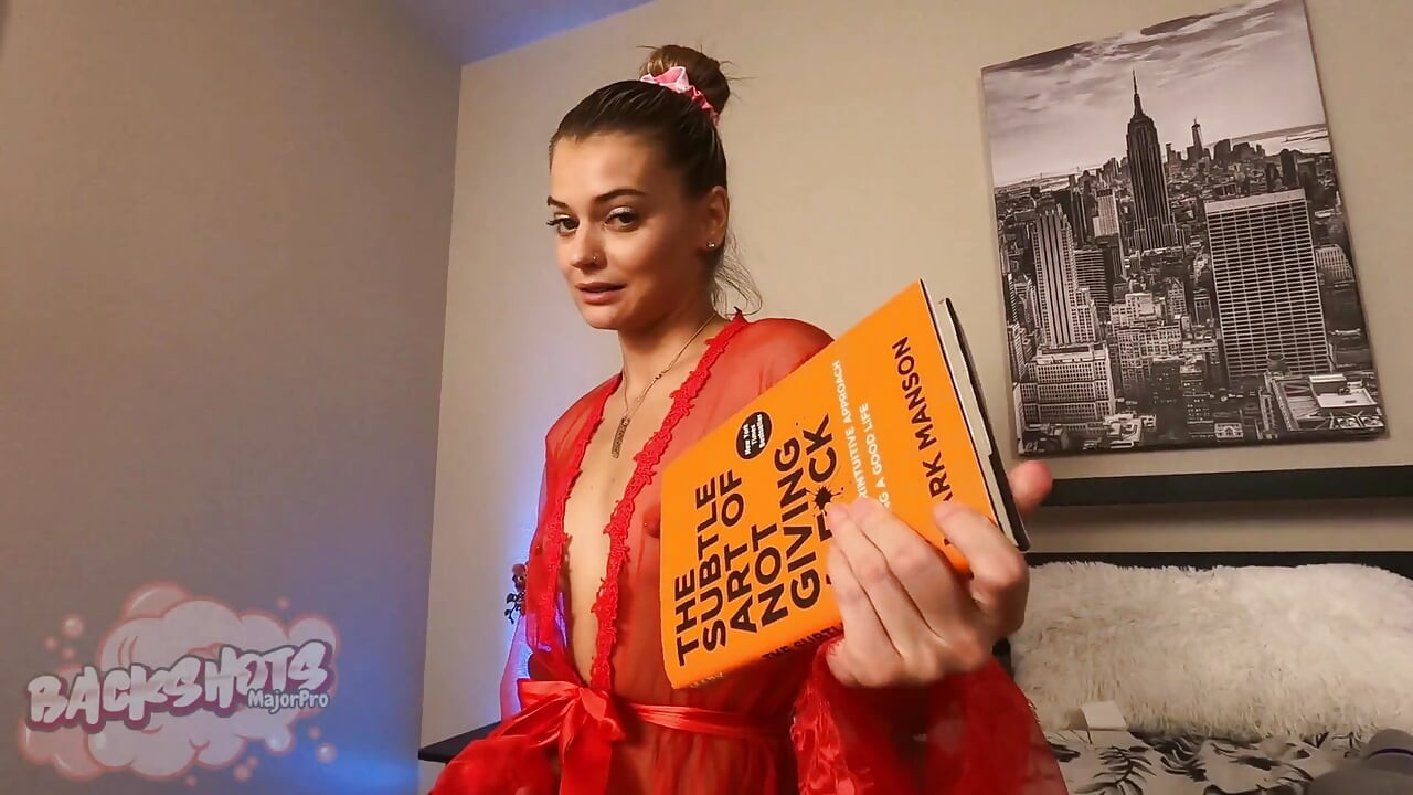 Sugardaddy buys car for juicy bootyful PAWG