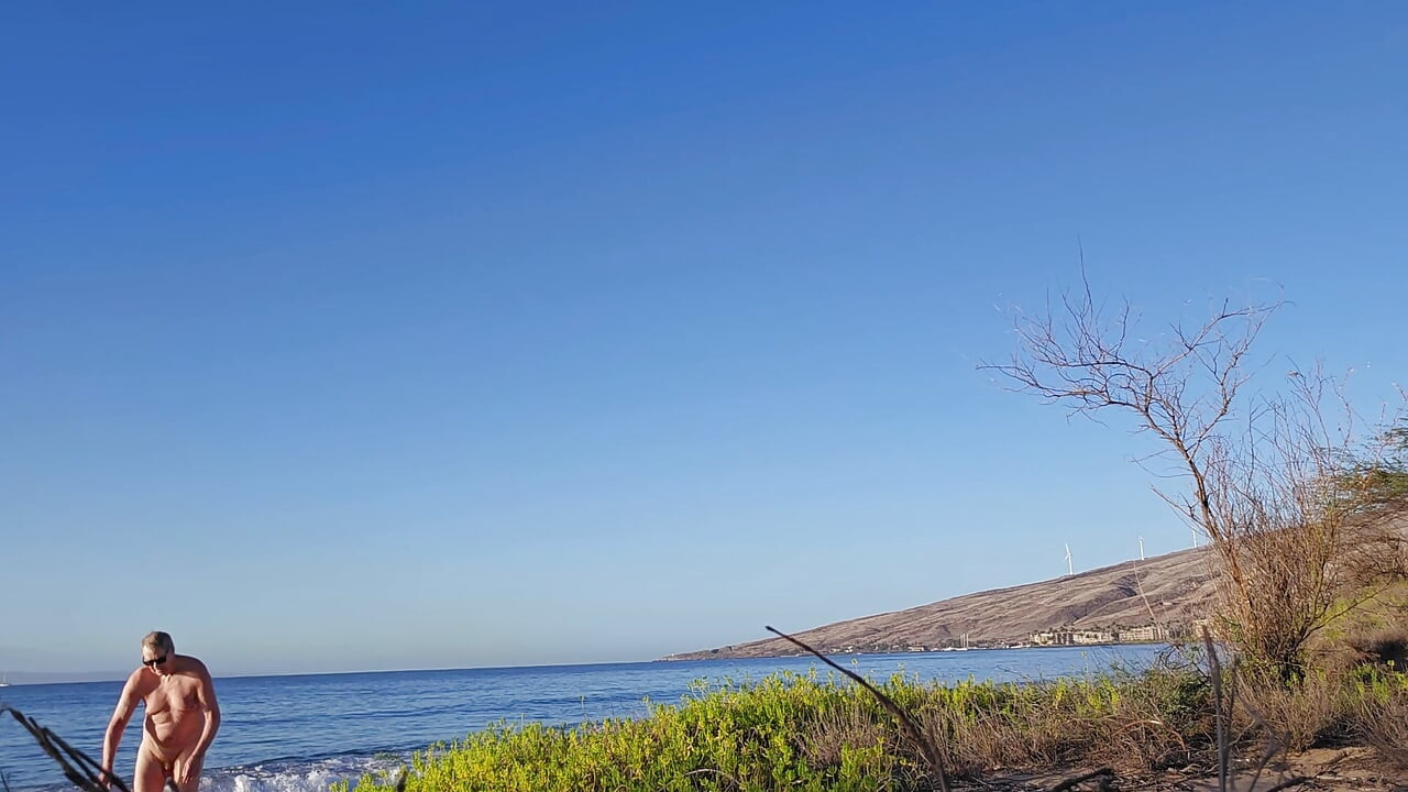 Getting Naked in Hawaii