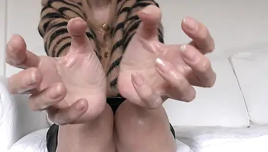Oily Hands and Legs, JOI, Part 1, Lady Victoria Valente