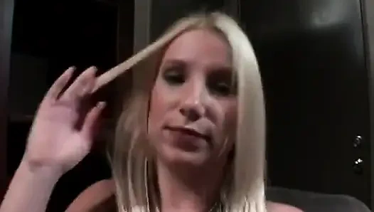 Blonde milf gefickt und gefilmt in pOV