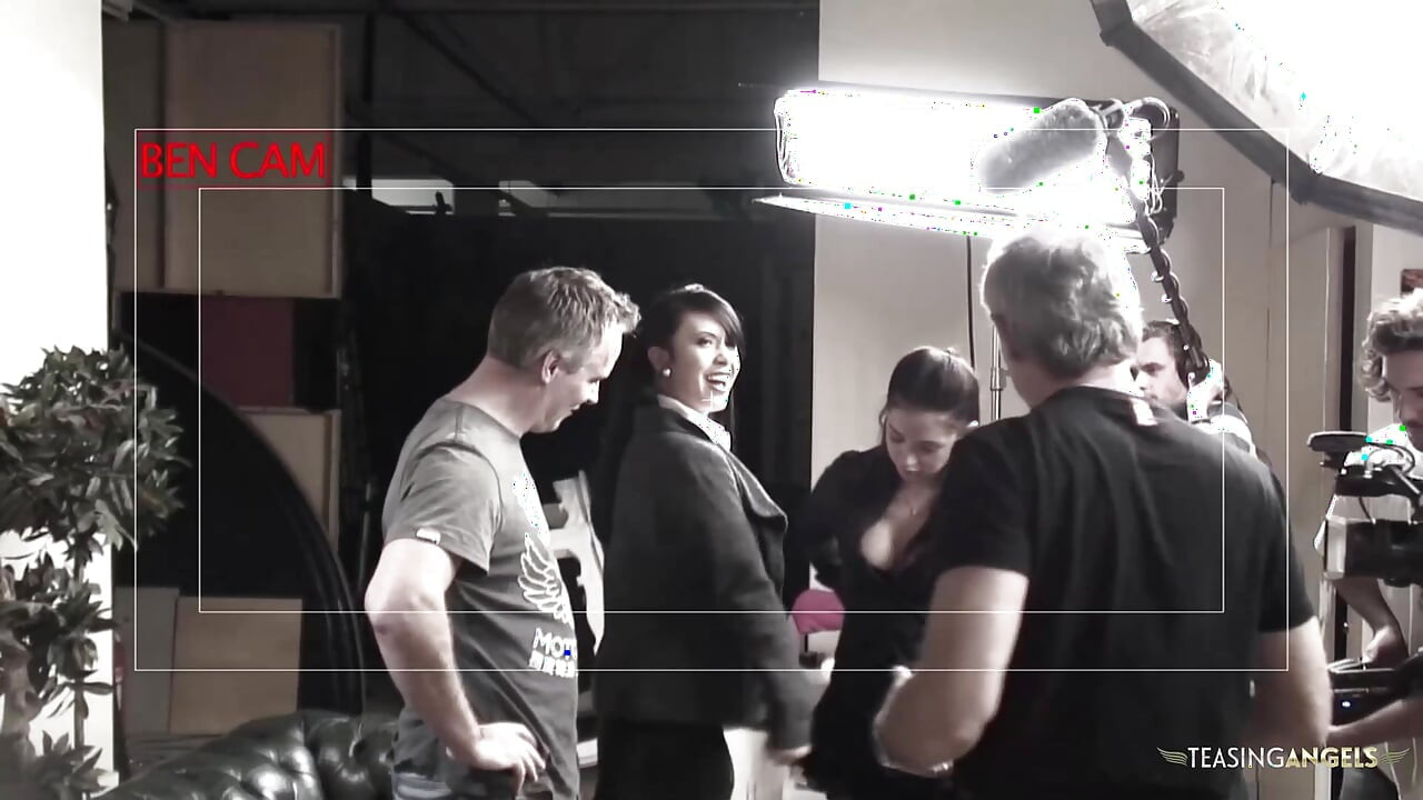 Hannah and another babe surprise two guys with a foursome