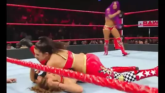 WWE - Bayley beats MIckie James