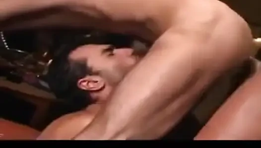 Bir porno yıldızı doğdu