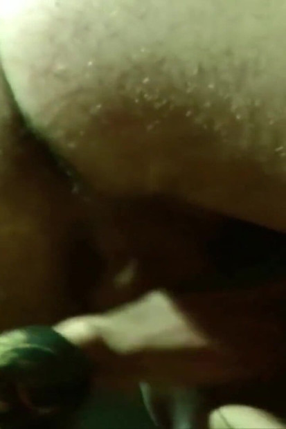 Αυτό το γαλλικό μωρό πήρε μεγάλο φορτίο cum στον κινηματογράφο