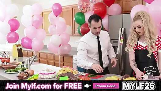 Hyley Winters и Brock готовят что-то особенное на кухне