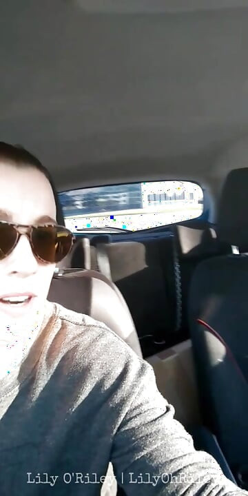 Pelirroja alternativa se corre después del exhibicionismo público