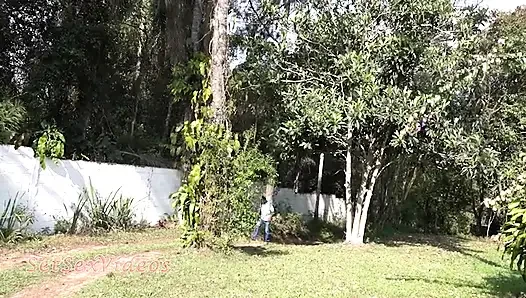 A Girl From the Countryside Gets Lost and Ends up Having a Threesome