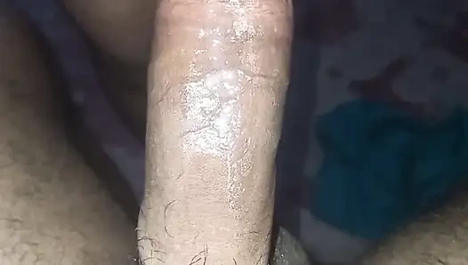 Aku menyetubuhi istriku sebanyak yang aku inginkan karena tidak ada orang di rumah