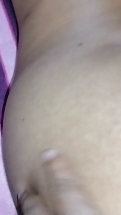 Celebridad y actriz anne y alex cogen con tetas grandes y tetas grandes con pezones duros | Clip 1