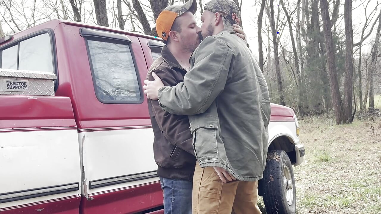 Fucking my straight buddy while his wife is out