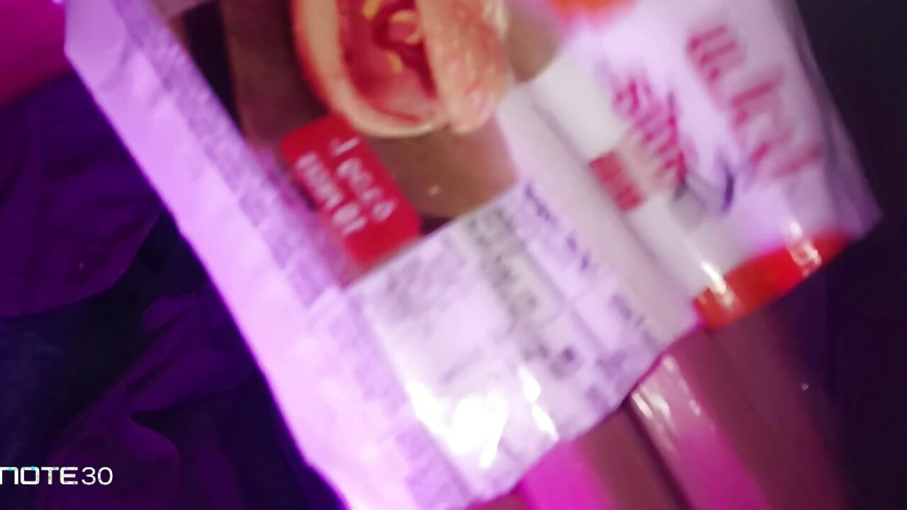 巴基斯坦大雞巴大大屁股獨自回家