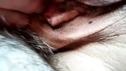 Lirik pernikahan Aimee & peter: 69 dan lelucon lain dari pasutri dewasa...))