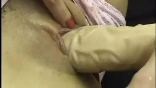 Layla rivera si bujangan lagi asik ngentot memek beceknya pakai dildo ukuran raksasa