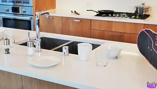 Stepmom Helps Me Loosen up - S8:e9