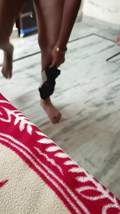 Momen rahasia pembantu rumah tangga dengan romansa penuh dengan suara telugu yang cantik