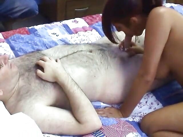 White pecker crams mature brunette's meaty pussy on the bed
