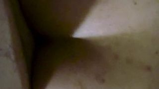 Cumkittencouple é fodida na bunda - creampie anal