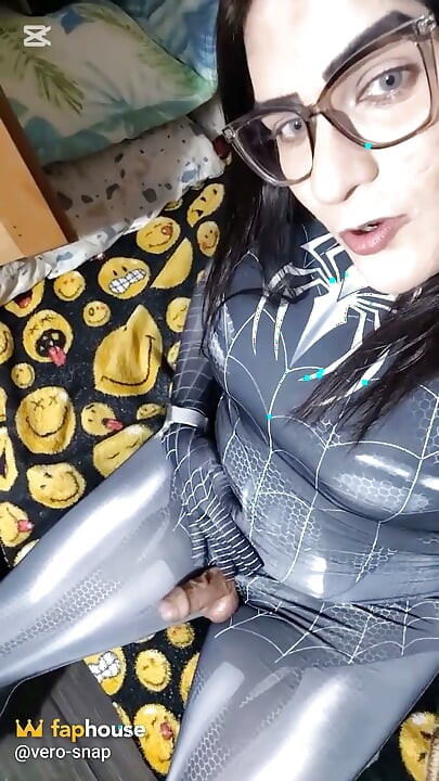 Fund mare trans și curvă