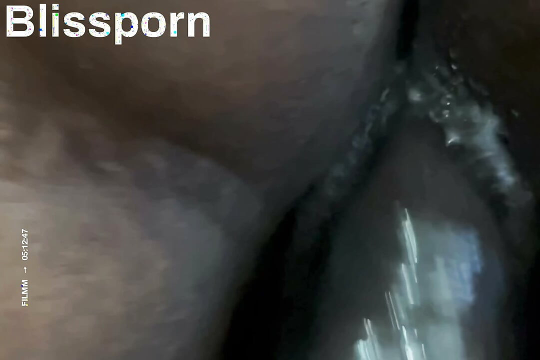Afrikalı Tombul Kadının Köpek Pozisyonunda BBC Dildo ile Sikilmesi