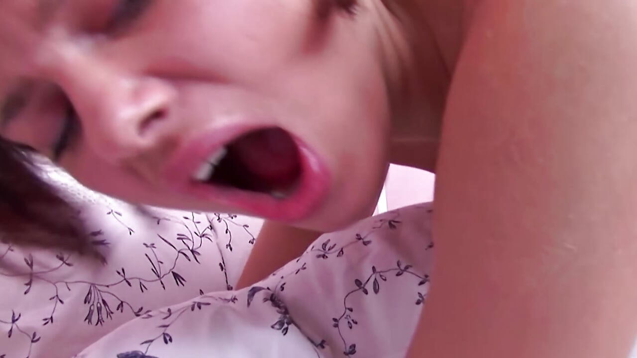 أحلام مثيرة